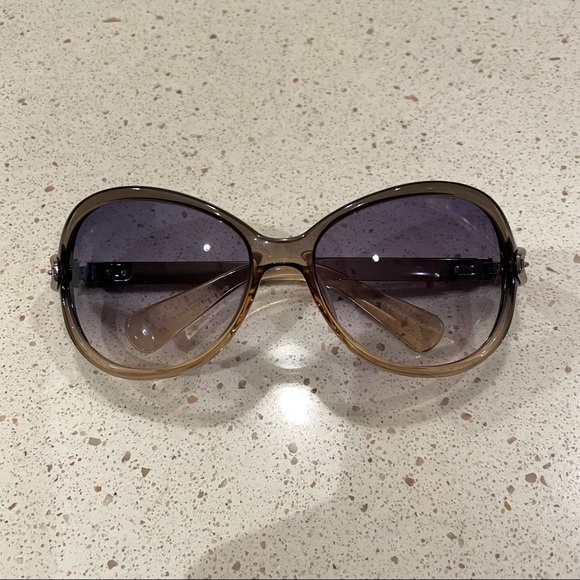 Gucci Sunglass - Picture 2 of 10